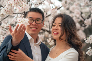 couple enjoying sakura 